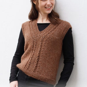 Cooler Days Ahead - vesti með  v-hálsmáli