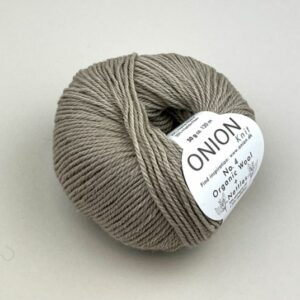 Onion No.4 Organic Wool+Nettles - perlemor (nr 17)