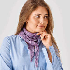 Tørklæde i lillemor & Angel print (nr 892812)