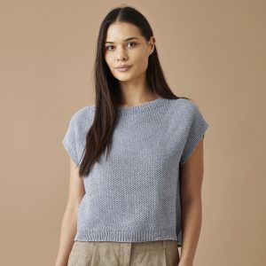 T-shirt med skrånende skuldre i perlestrik (nr 891401)