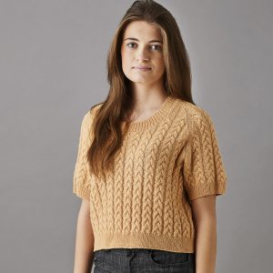 T-shirt med snoninger (nr 8934126)